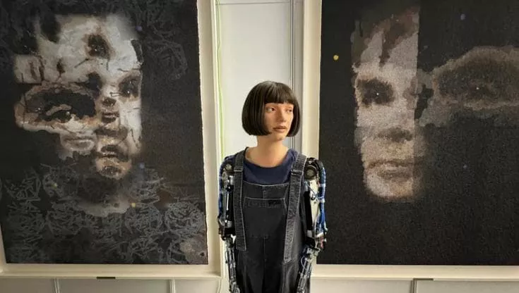 Sotheby’s metterà all’asta il primo quadro fatto da un robot con l’intelligenza artificiale.