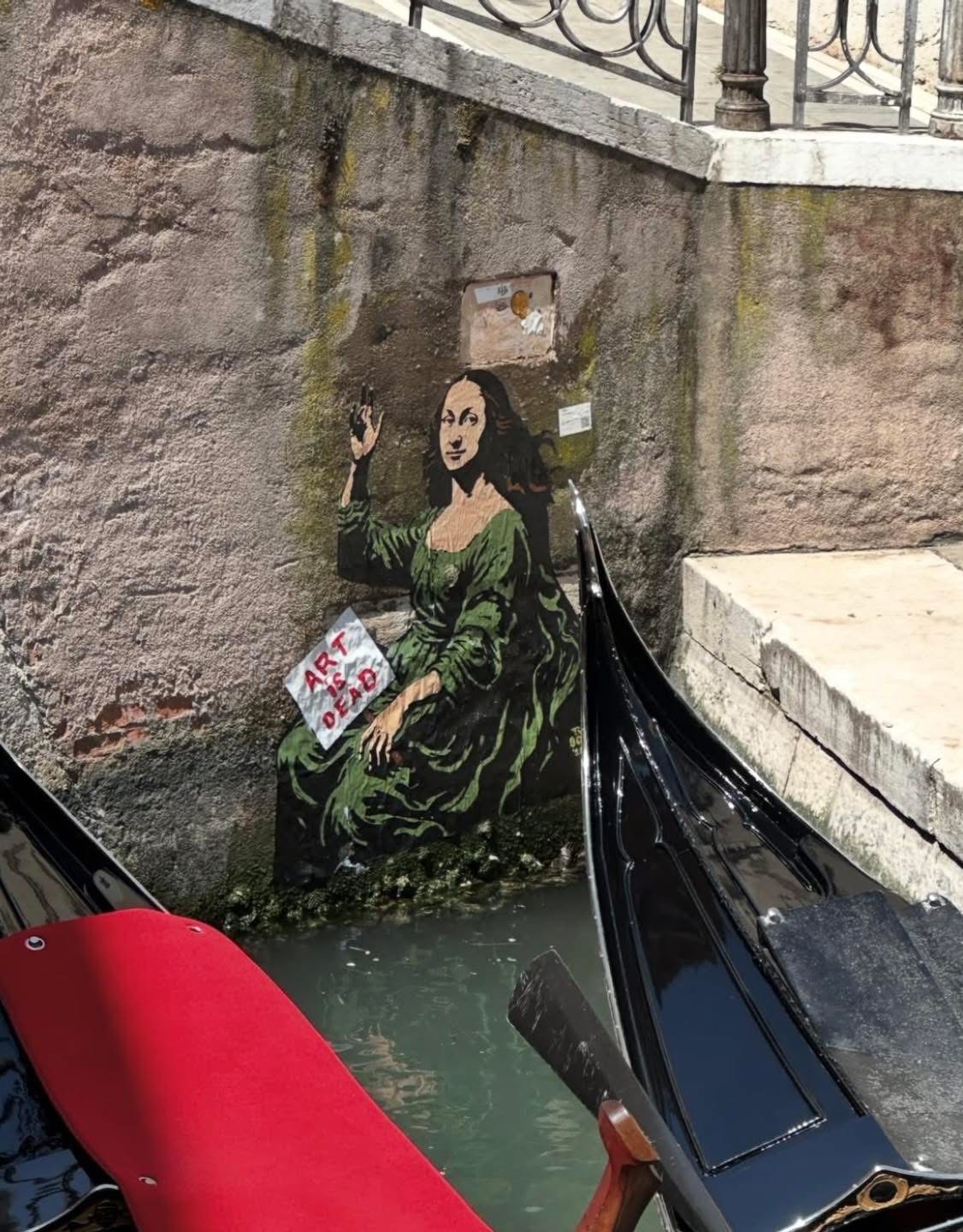 🟠Quando la Gioconda annega nella laguna. Tvboy, Venezia e la provocazione sull’arte morta_