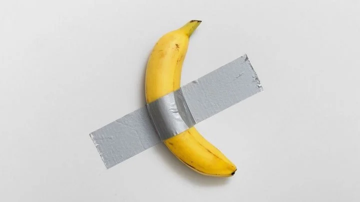 🟠​ La banana rubata (di nuovo). Il furto di Comedian al Pompidou-Metz e le domande che la cronaca non pone_di Gianluca Liut_7.06.2026